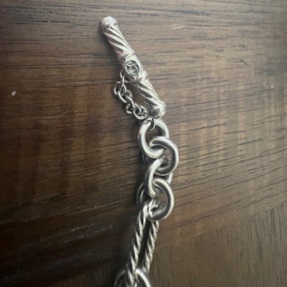 David Yurman Sterling Sliver with 18K Yellow gold heart charm bracelet - Picture 5 of 10